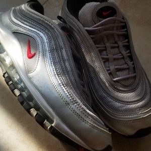 Nike Air Max 97: Silver Bullets